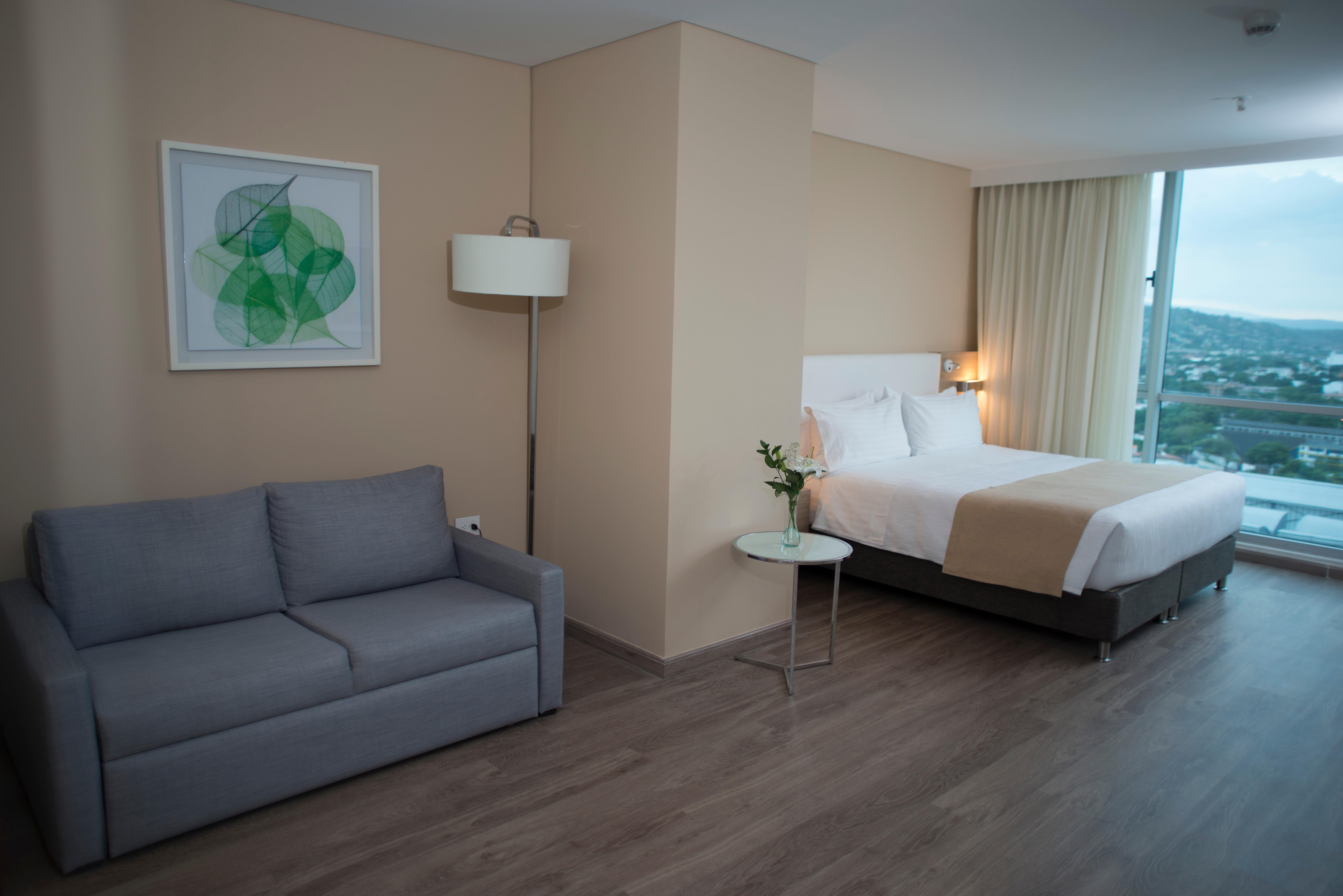 Holiday Inn Cúcuta, an IHG Hotel Exterior foto A room at the hotel