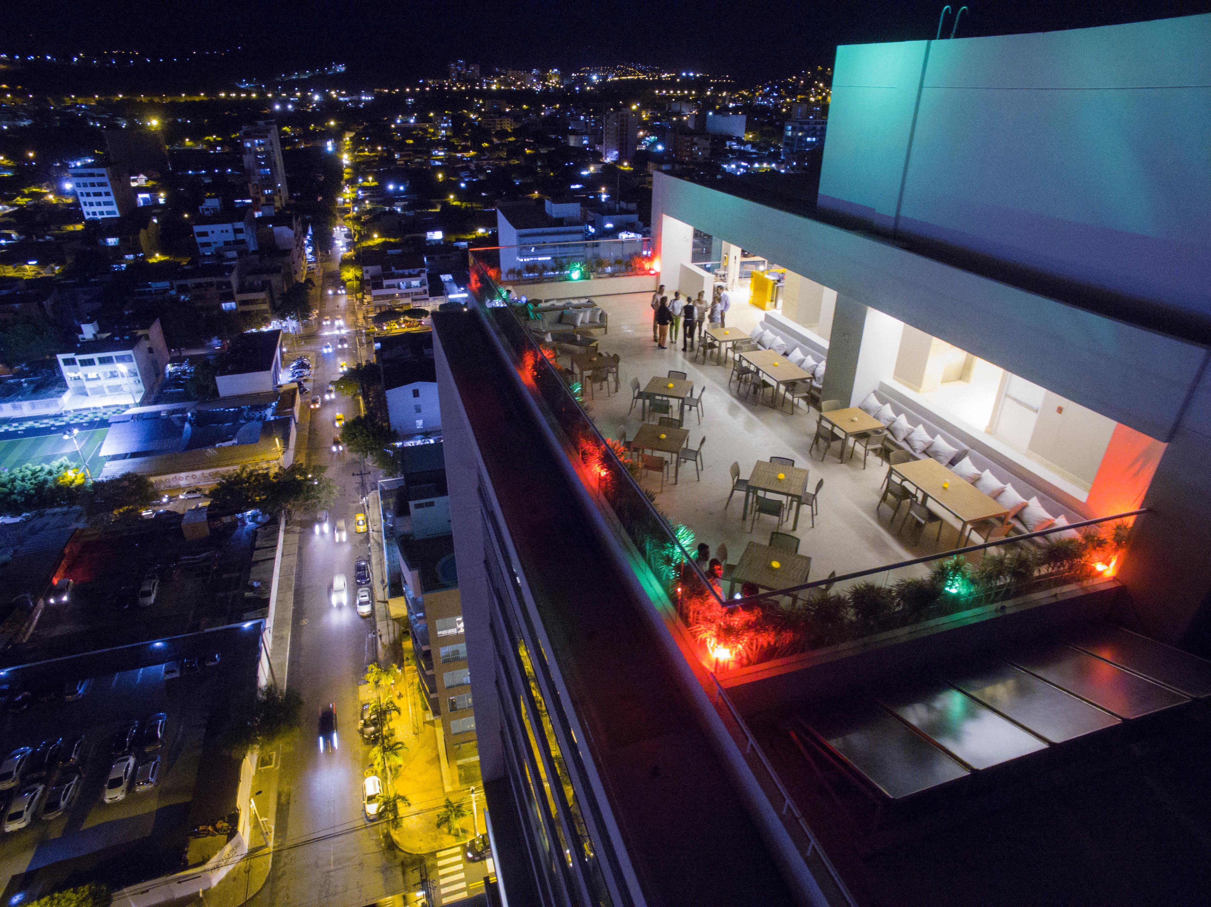 Holiday Inn Cúcuta, an IHG Hotel Exterior foto Skyline of the city
